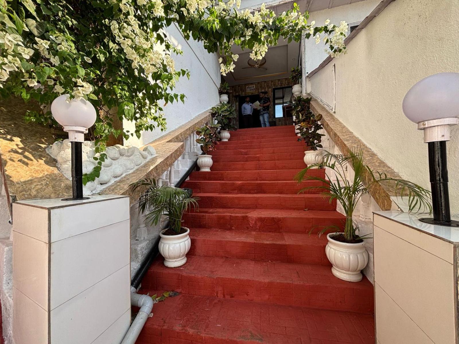 Rockdale Hotel & Resort Mira-Bhayandar Εξωτερικό φωτογραφία