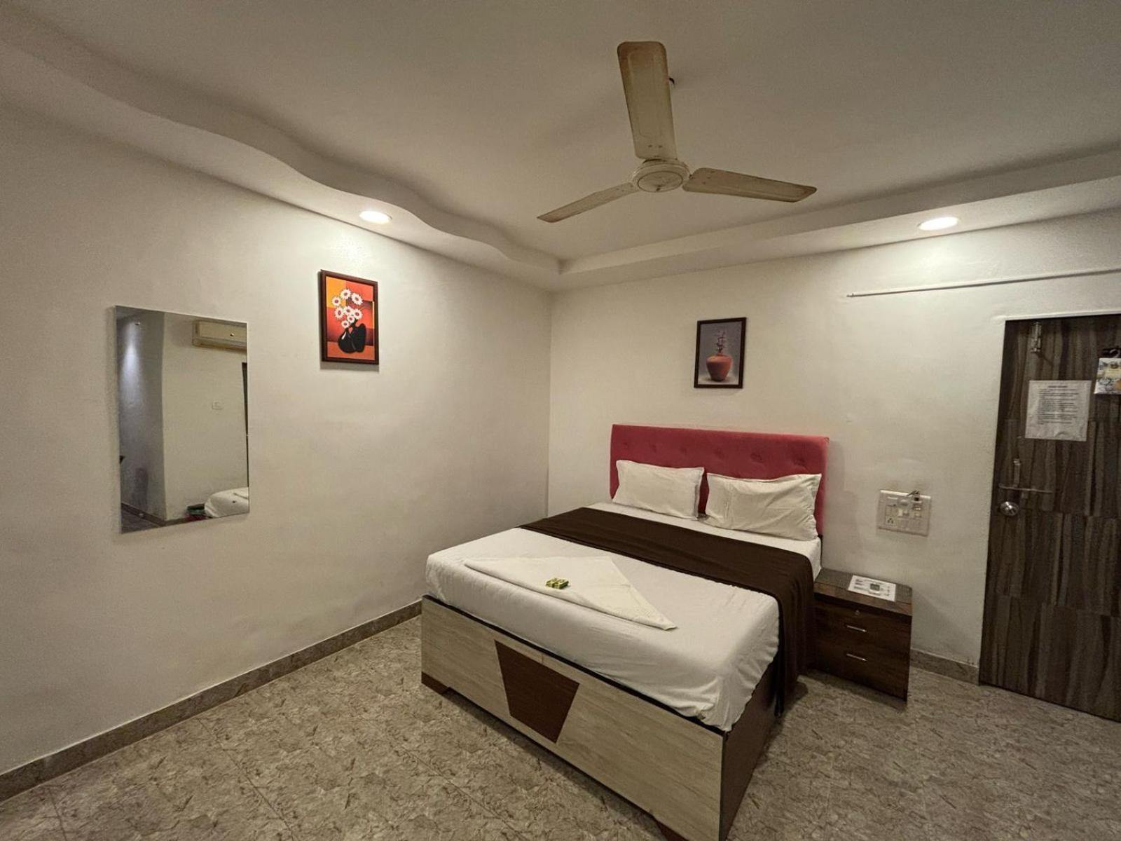 Rockdale Hotel & Resort Mira-Bhayandar Εξωτερικό φωτογραφία